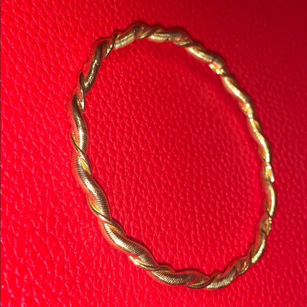Twisted Bangle - Picture 3 of 3
